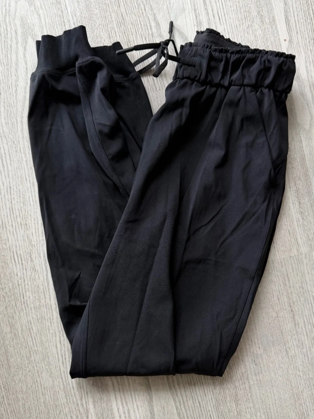 Lululemon Stretch High-Rise Jogger Full Length